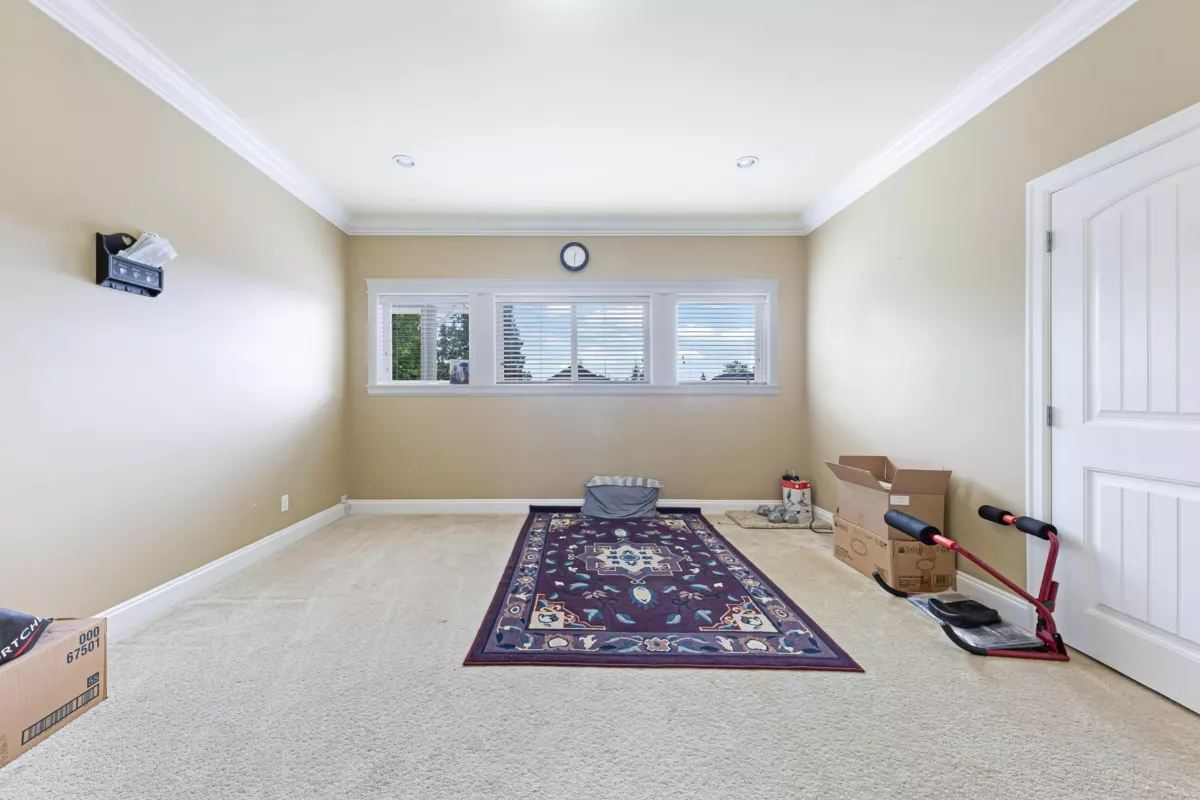 Basement Recreation Room Photo of 12646 60a Avenue, Surrey, BC