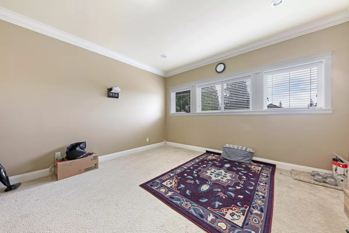 Laundry Room Photo of 12646 60a Avenue, Surrey, BC