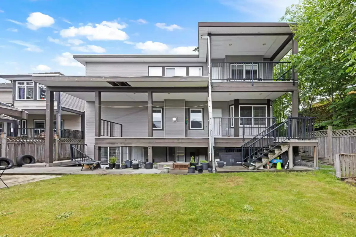 Outdoor Deck Photo of 12646 60a Avenue, Surrey, BC