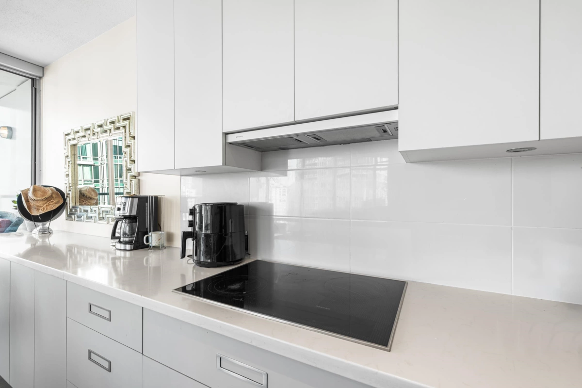 Breakfast Nook Photo of 2303 1200 Alberni Street, Vancouver, BC