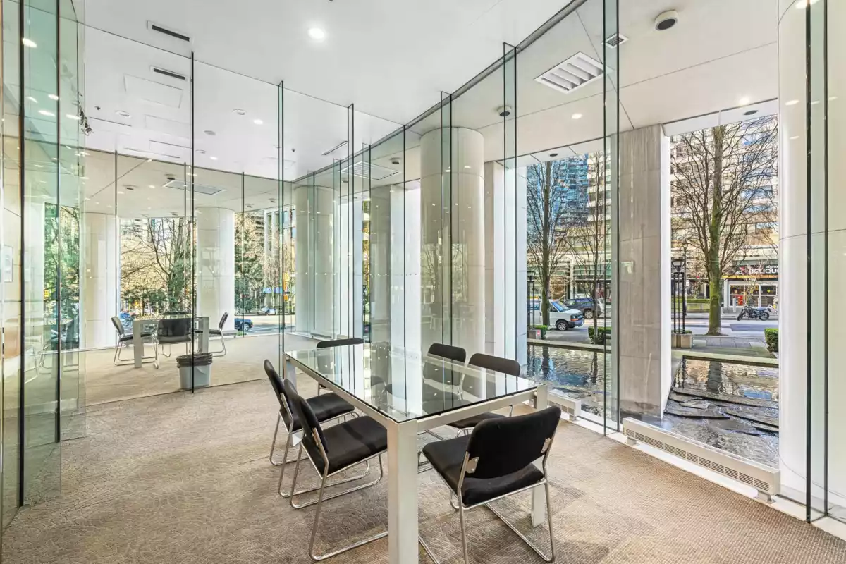 Front Yard Photo of 2303 1200 Alberni Street, Vancouver, BC