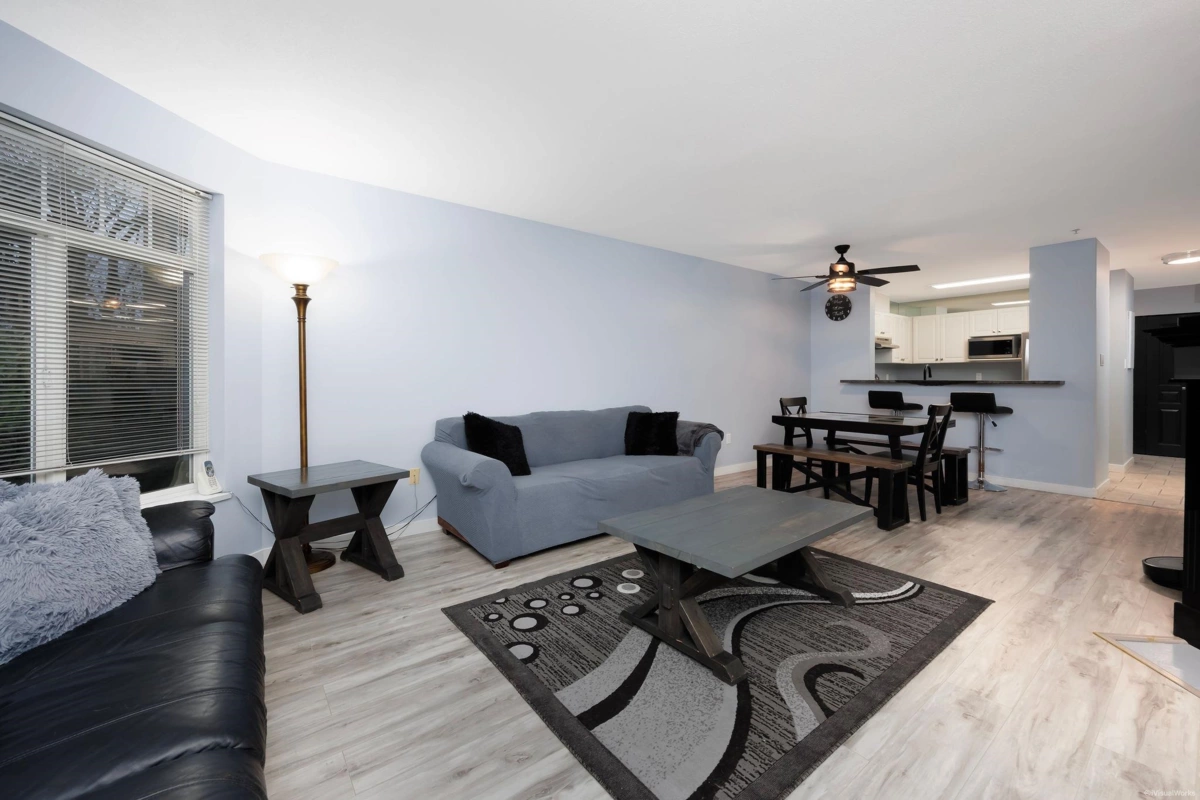 Kitchen Photo of 111 12207 224 Street, Maple Ridge, BC