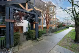 111 12207 224 Street, Maple Ridge, BC