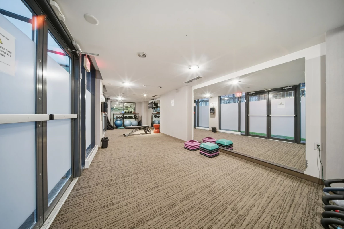 Front Yard Photo of 1106 980 Cooperage Way, Vancouver, BC