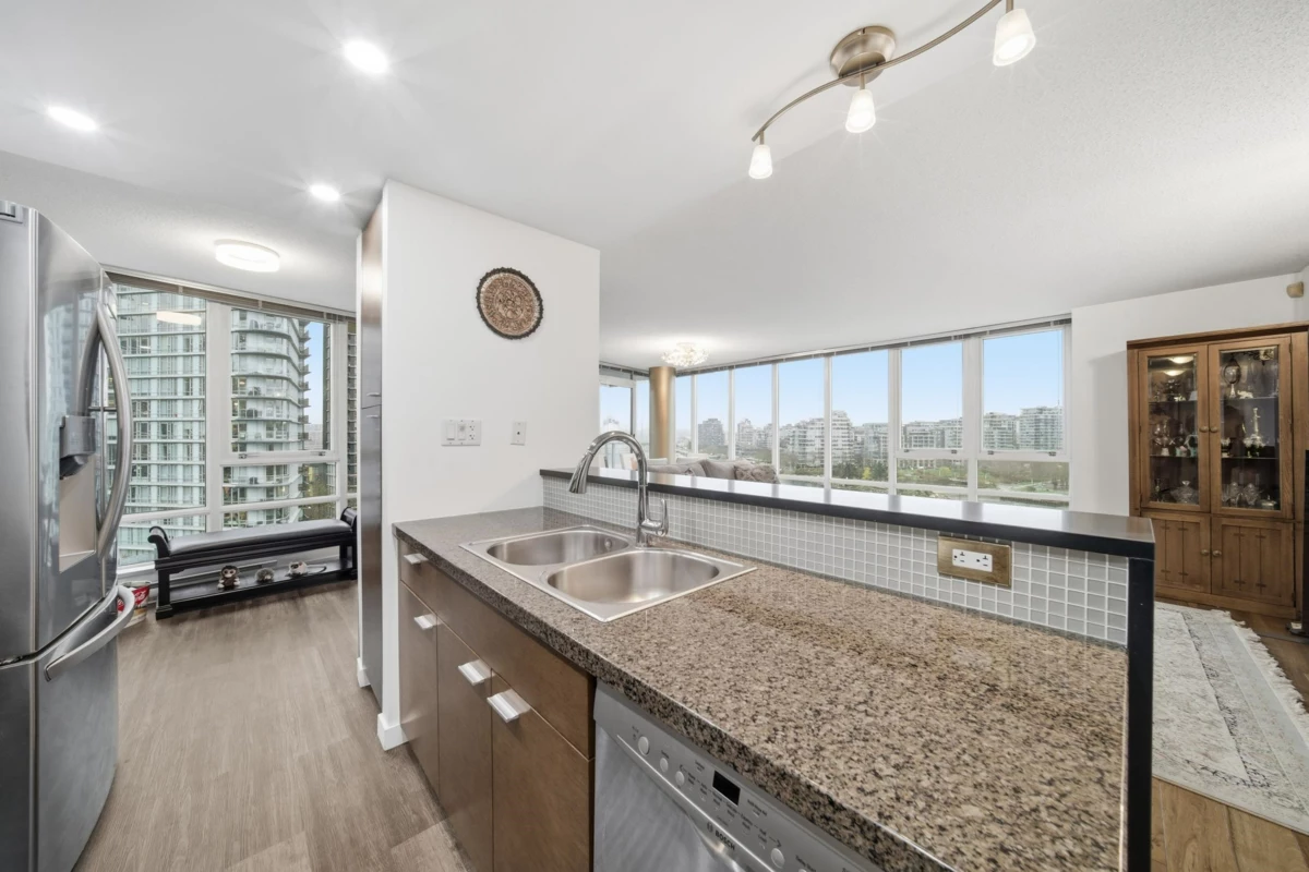 Guest Bathroom Photo of 1106 980 Cooperage Way, Vancouver, BC
