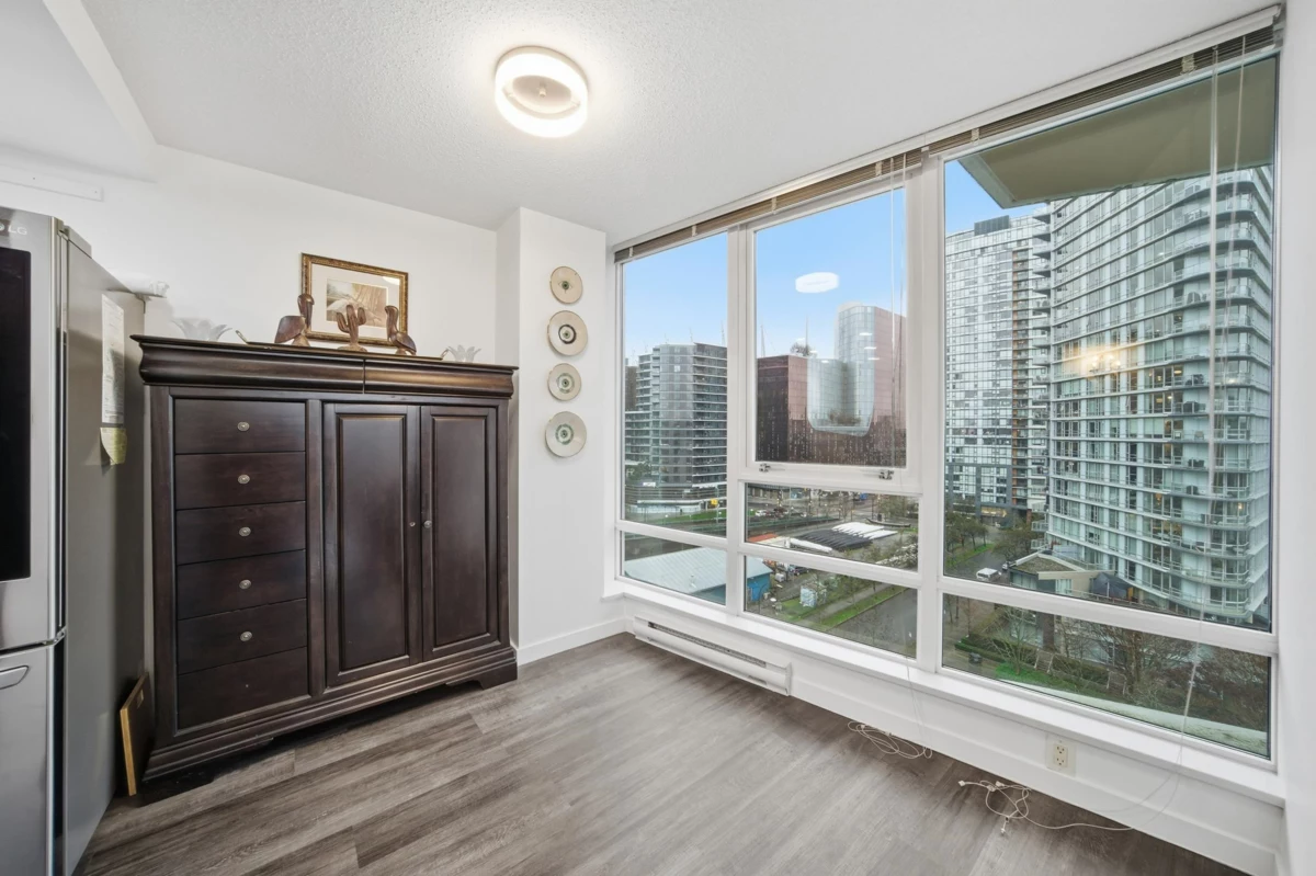 Walk-In Closet Photo of 1106 980 Cooperage Way, Vancouver, BC