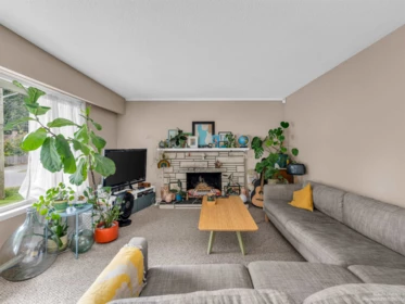 Breakfast Nook Photo of 4865 11a Avenue, Delta, BC