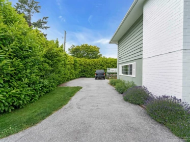 Staircase Photo of 4865 11a Avenue, Delta, BC