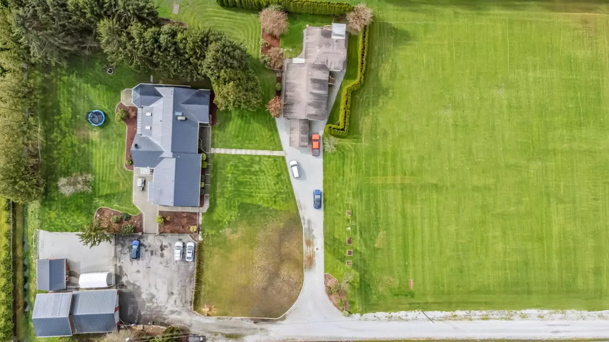 Community Amenities Photo (Clubhouse) of 19782 150 Avenue, Pitt Meadows, BC