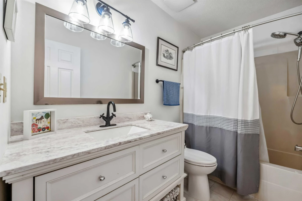 Front Yard Photo of 19782 150 Avenue, Pitt Meadows, BC