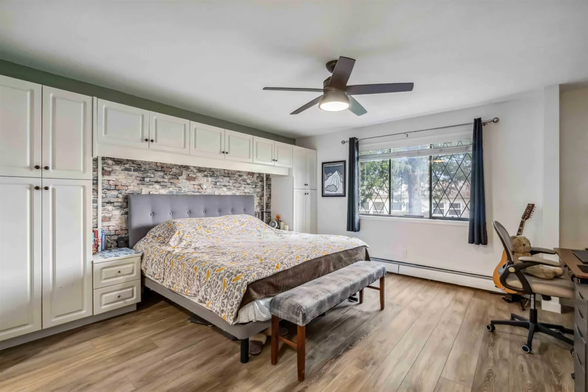 Walk-In Closet Photo of 19782 150 Avenue, Pitt Meadows, BC