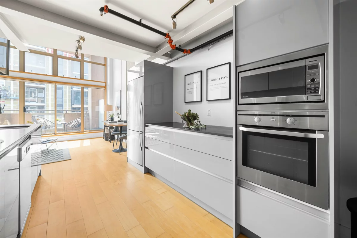 Breakfast Nook Photo of 413 1529 W 6th Avenue, Vancouver, BC