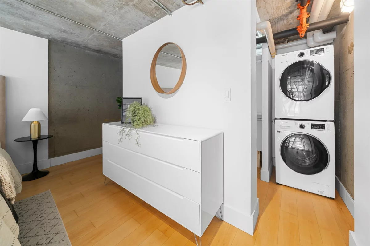 Guest Bathroom Photo of 413 1529 W 6th Avenue, Vancouver, BC