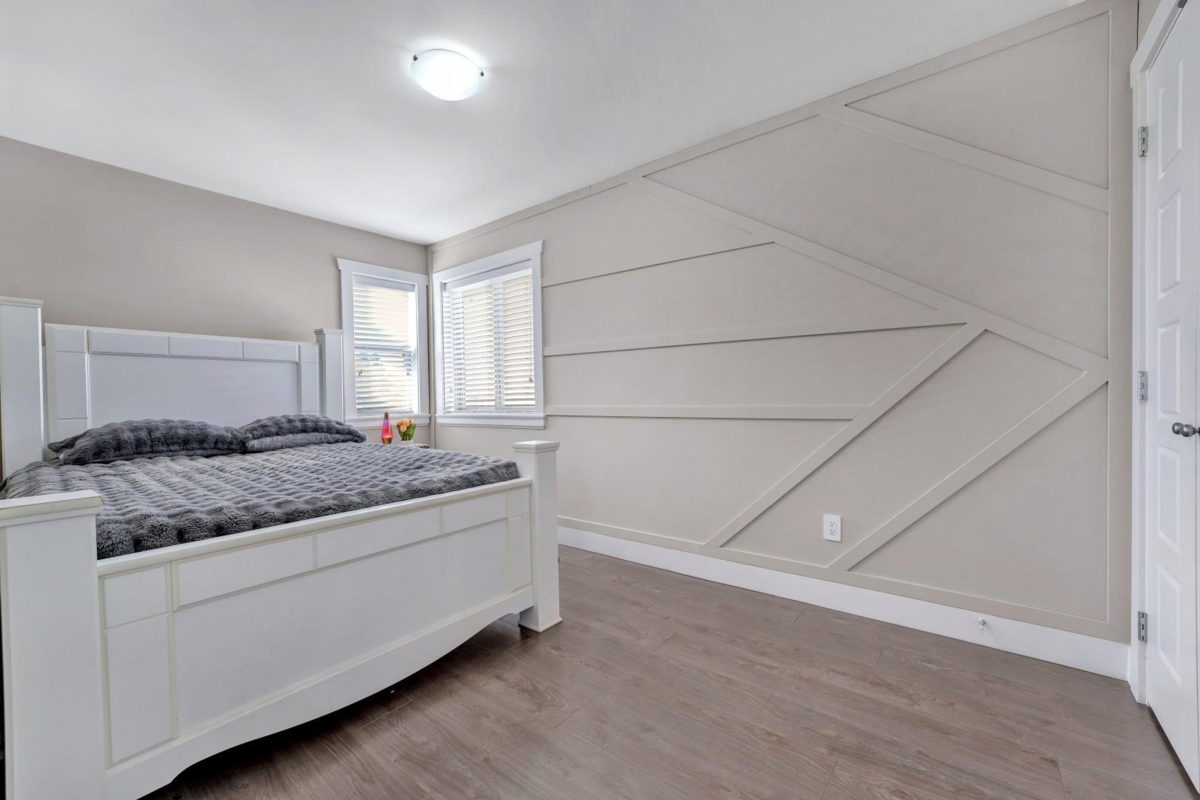 Mudroom Photo of 221 Campbell Street, New Westminster, BC