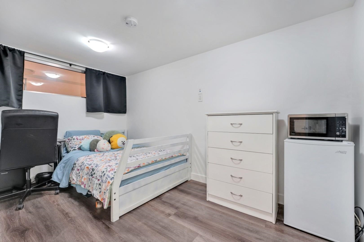 Outdoor Patio Photo of 221 Campbell Street, New Westminster, BC