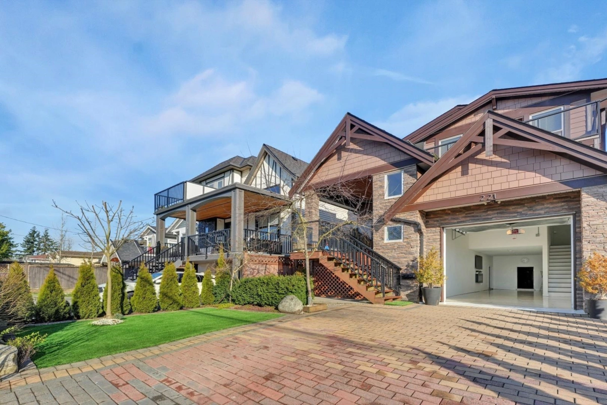 Staircase Photo of 221 Campbell Street, New Westminster, BC