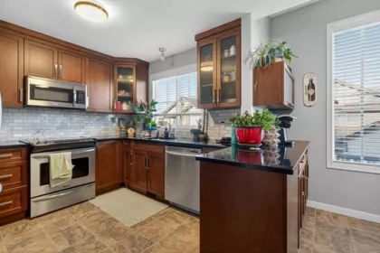 11 46360 Valleyview Road, Chilliwack, BC, Promontory — 3 bed townhouse for sale