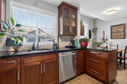 11 46360 Valleyview Road, Chilliwack, BC, Chilliwack — Townhouse for sale