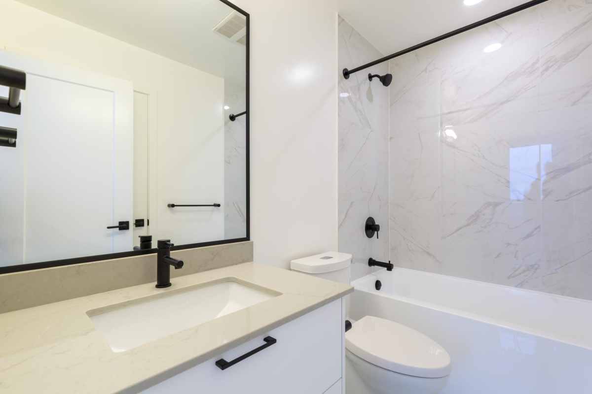 Basement Recreation Room Photo of 1606 20065 85 Avenue, Langley, BC