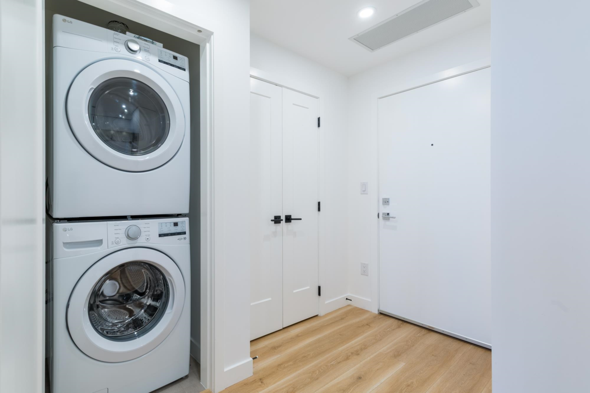 Laundry Room Photo of 1606 20065 85 Avenue, Langley, BC