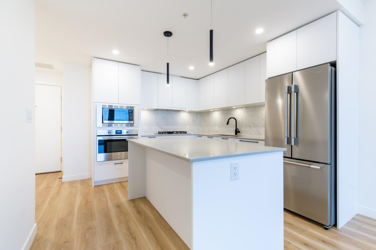Living Room Photo of 1606 20065 85 Avenue, Langley, BC