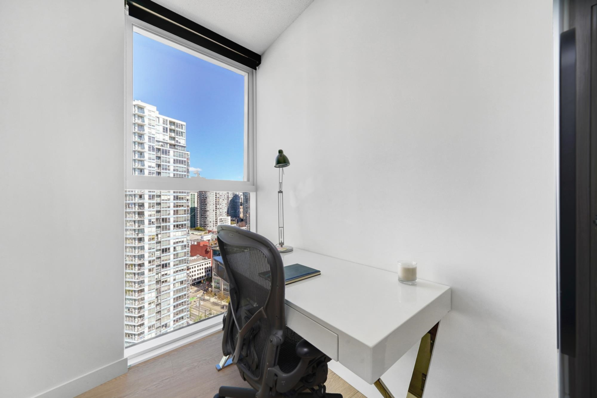 Bedroom 3 Photo of 2006 89 Nelson Street, Vancouver, BC
