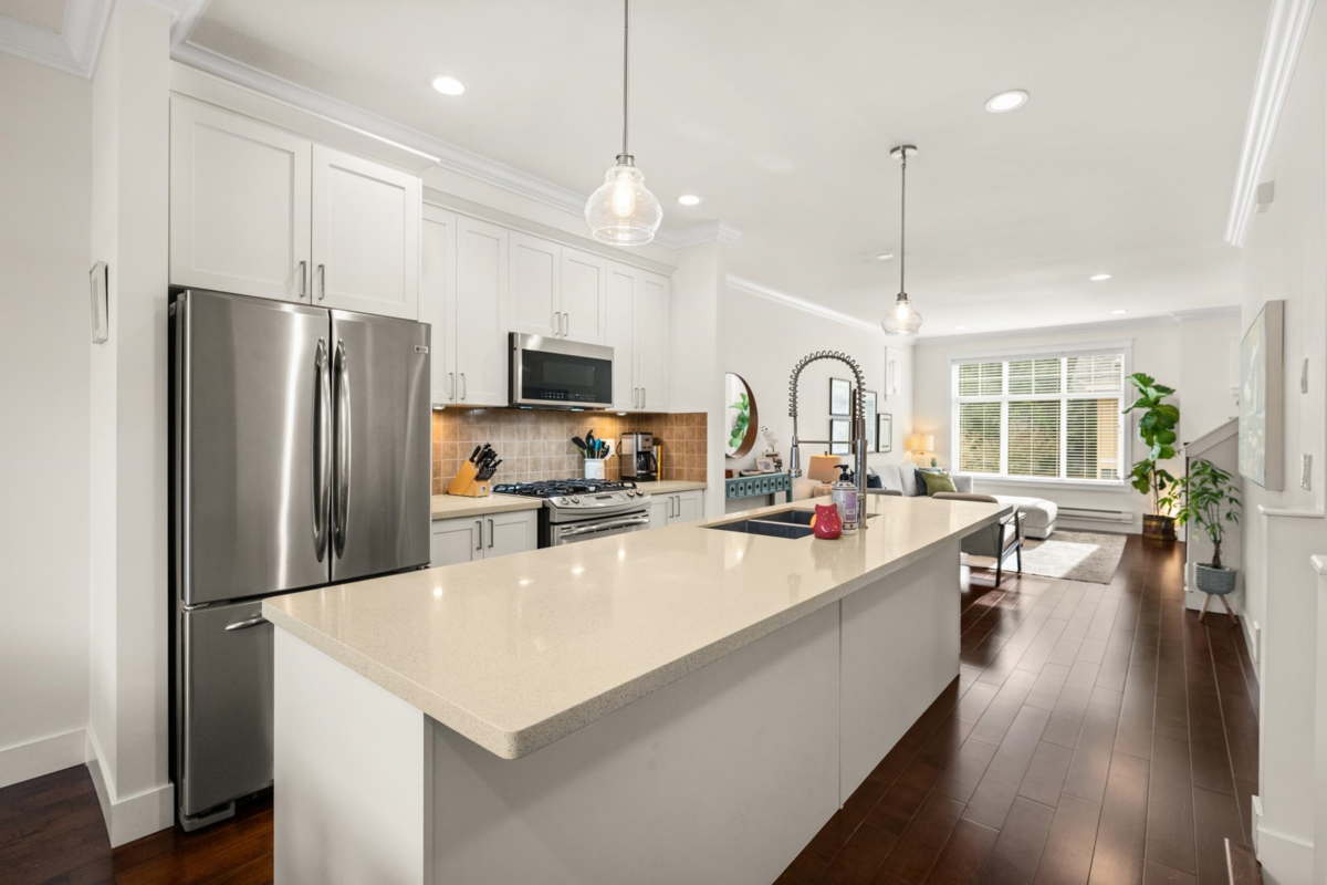 Dining Area Photo of 7 17171 2b Avenue, Surrey, BC