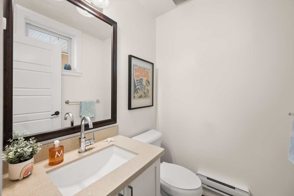 Walk-In Closet Photo of 7 17171 2b Avenue, Surrey, BC