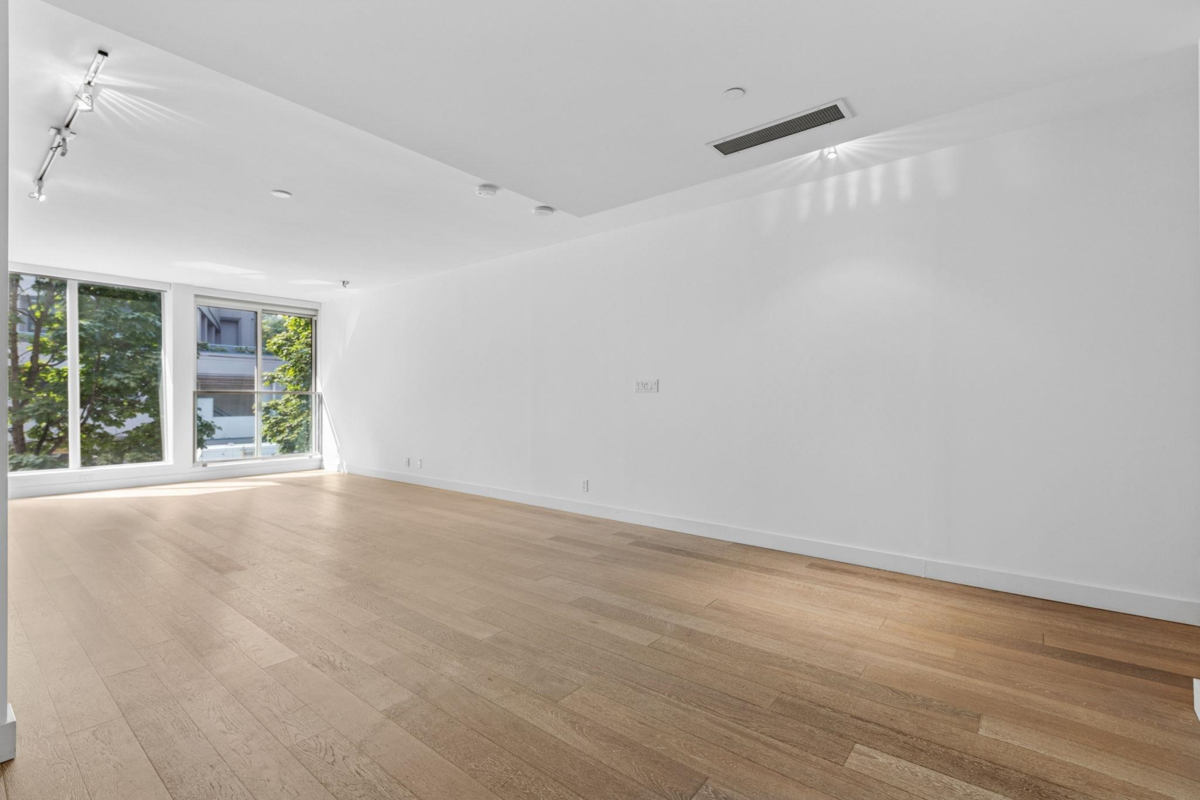 Breakfast Nook Photo of 206 1477 W Pender Street, Vancouver, BC