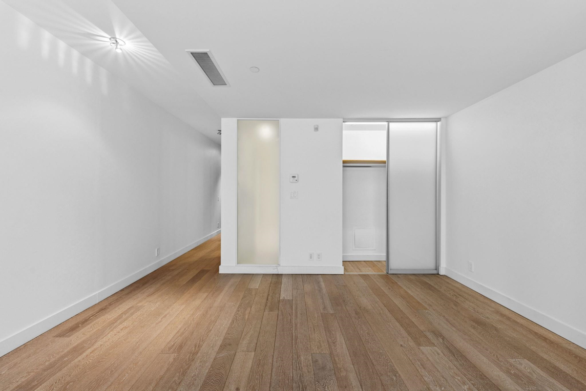 Primary Bathroom Photo of 206 1477 W Pender Street, Vancouver, BC