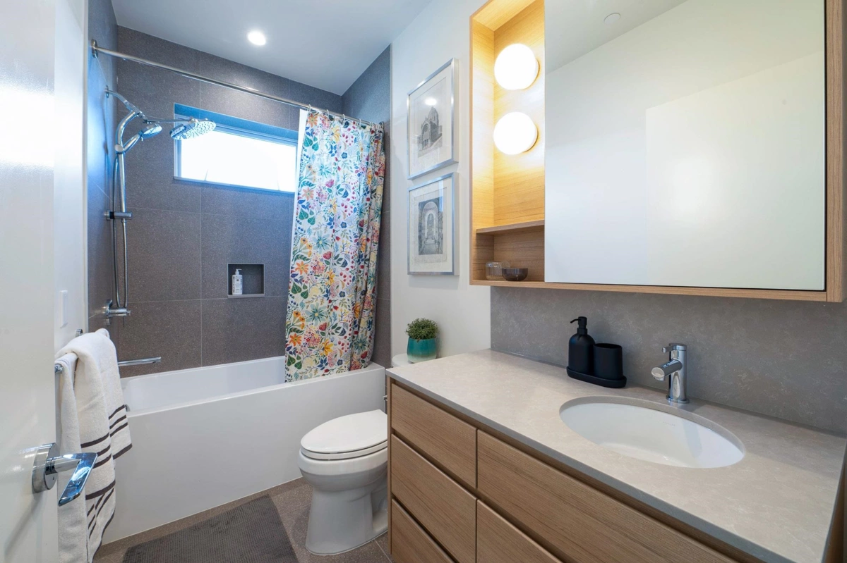 Backyard Photo of 19 6340 Market Avenue, Delta, BC