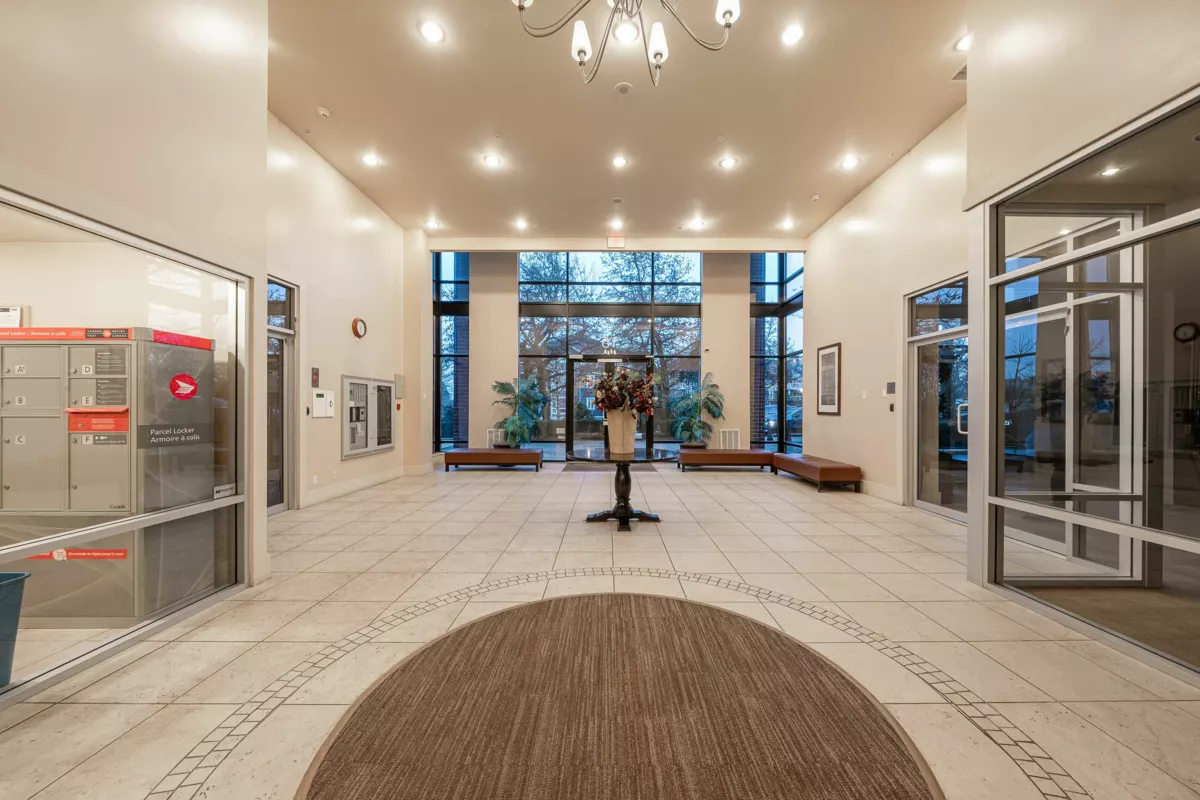 Staircase Photo of 804 15 E Royal Avenue, New Westminster, BC