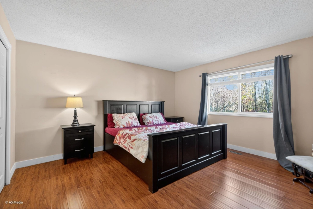 Office / Den Photo of 12235 80a Avenue, Surrey, BC