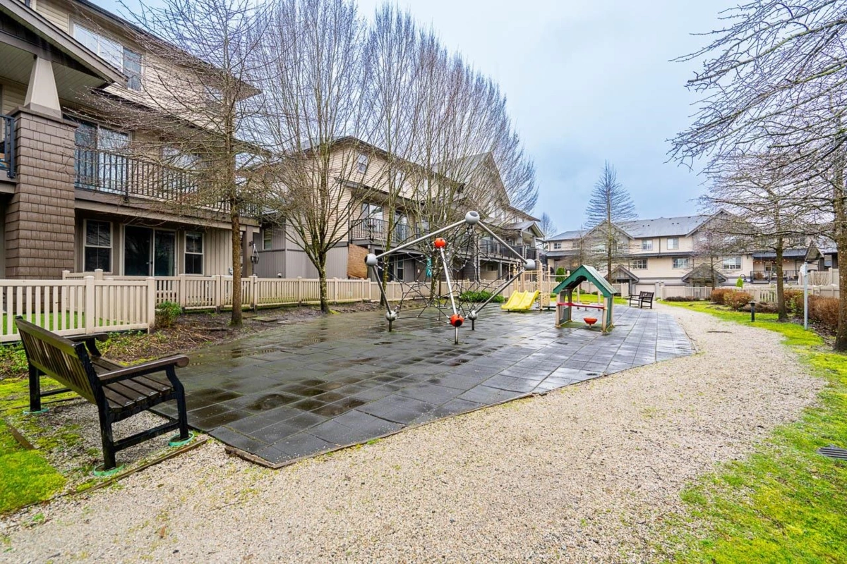Aerial View of 8 9525 204 Street, Langley, BC