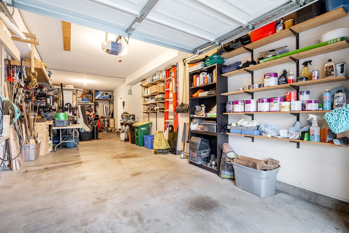 Swimming Pool Photo of 8 9525 204 Street, Langley, BC