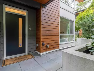 19 533 E 3rd Street, North Vancouver, BC, North Vancouver — Townhouse for sale