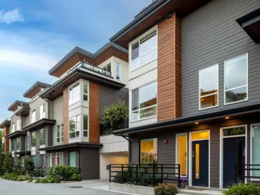 19 533 E 3rd Street, North Vancouver, BC, North Vancouver — Townhouse for sale
