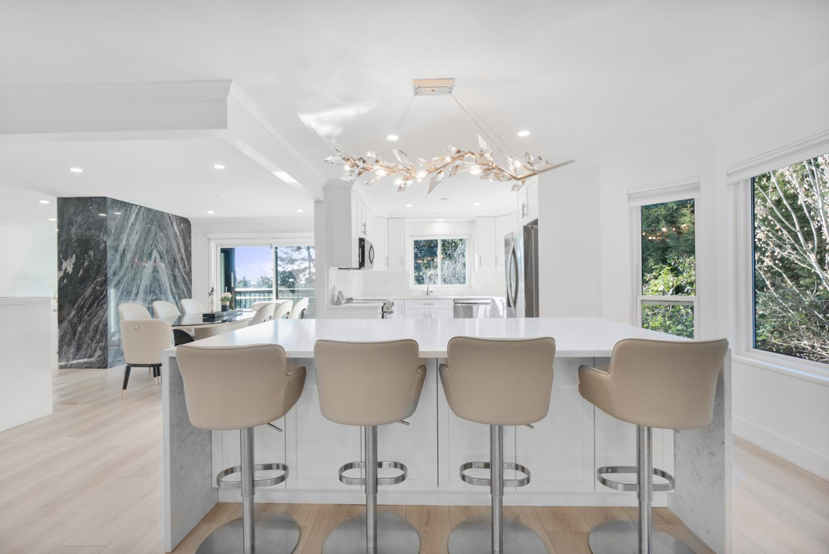 Bedroom 2 Photo of 284 Montroyal Boulevard, North Vancouver, BC