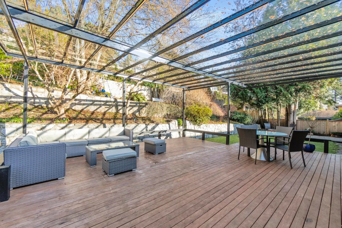 Garden / Landscaping Photo of 284 Montroyal Boulevard, North Vancouver, BC