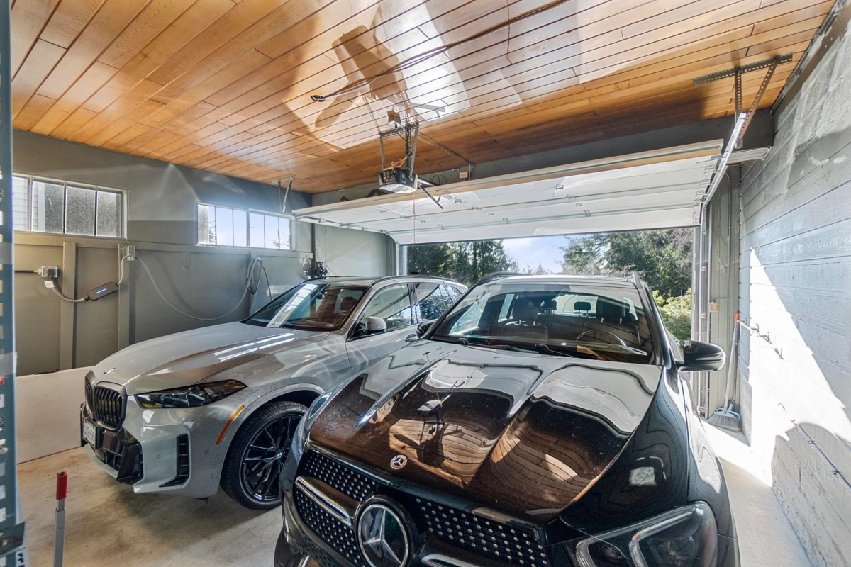 Neighborhood Park Photo Near 284 Montroyal Boulevard, North Vancouver, BC