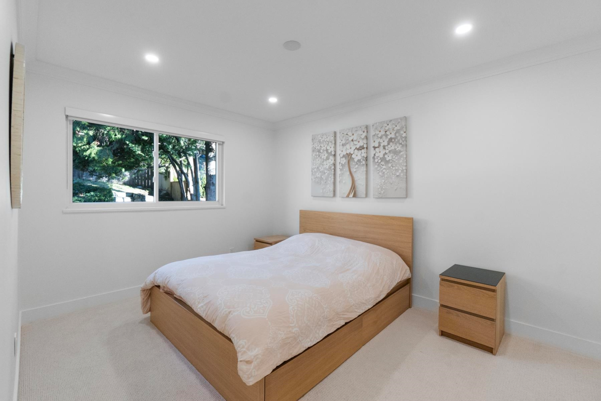 Staircase Photo of 284 Montroyal Boulevard, North Vancouver, BC