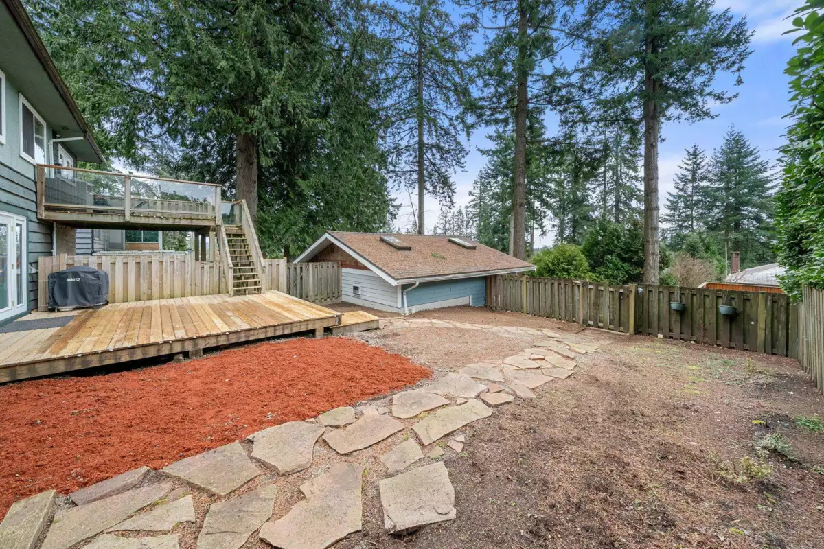 Hot Tub / Spa Photo of 479 E 29th Street, North Vancouver, BC