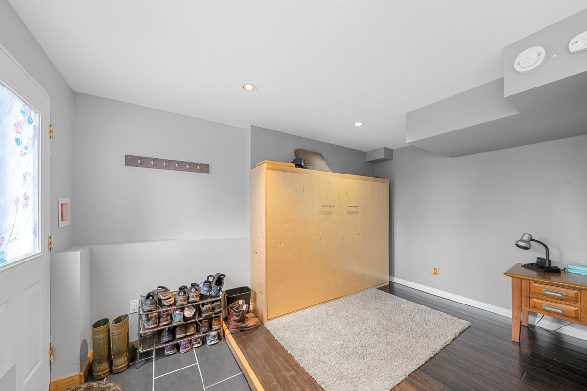 Outdoor Deck Photo of 479 E 29th Street, North Vancouver, BC