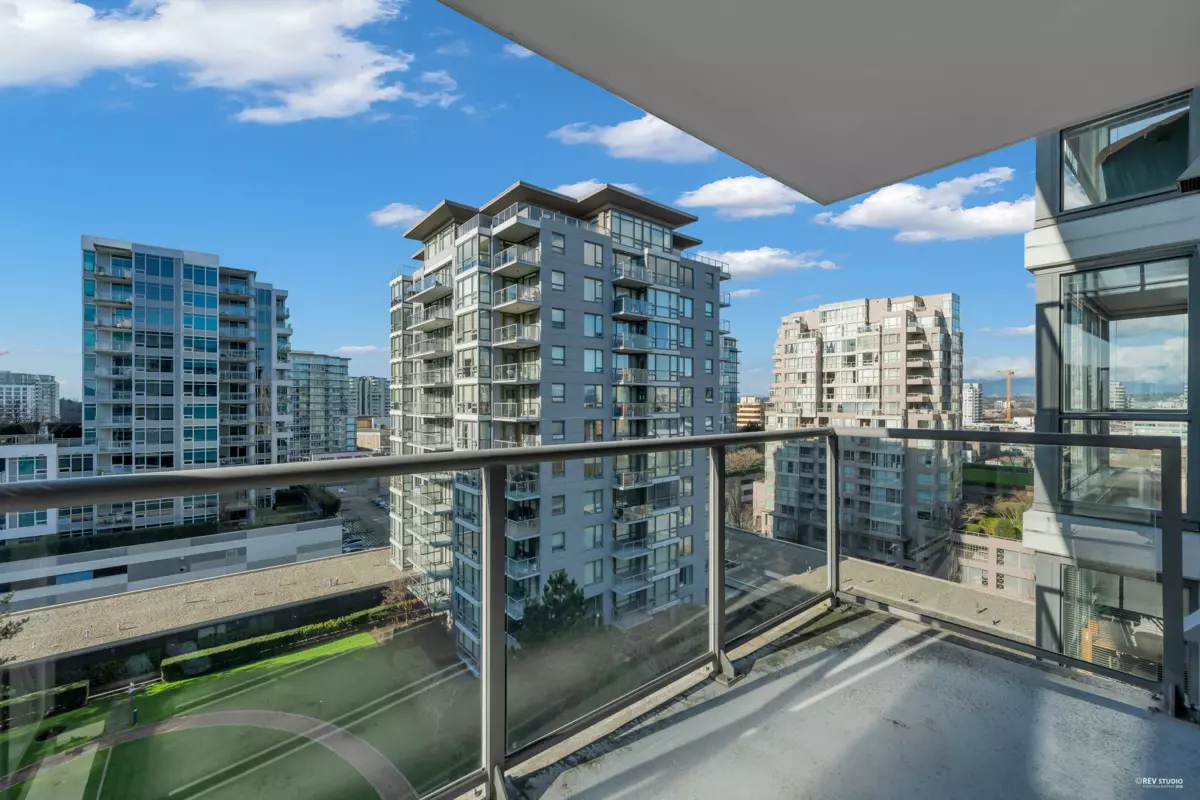 Front Yard Photo of 1201 6331 Buswell Street, Richmond, BC