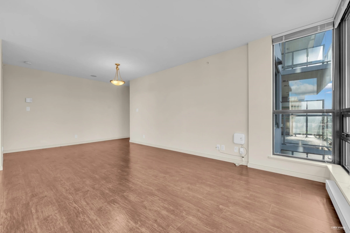 Kitchen Island Photo of 1201 6331 Buswell Street, Richmond, BC