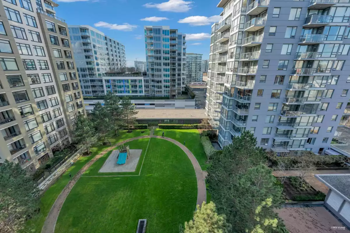Outdoor Patio Photo of 1201 6331 Buswell Street, Richmond, BC