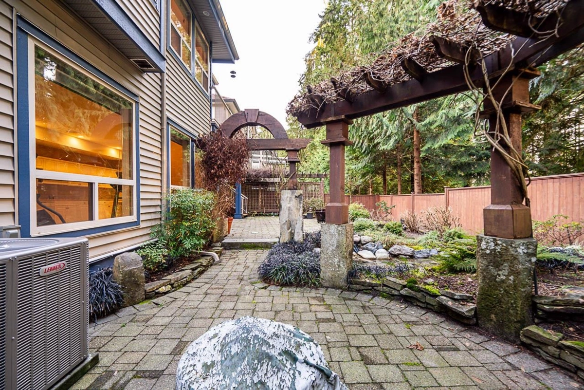 Outdoor Kitchen Photo of 76 Eagle Pass, Port Moody, BC