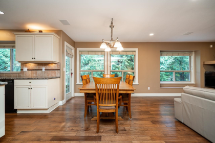 Breakfast Nook Photo of 76 Eagle Pass, Port Moody, BC