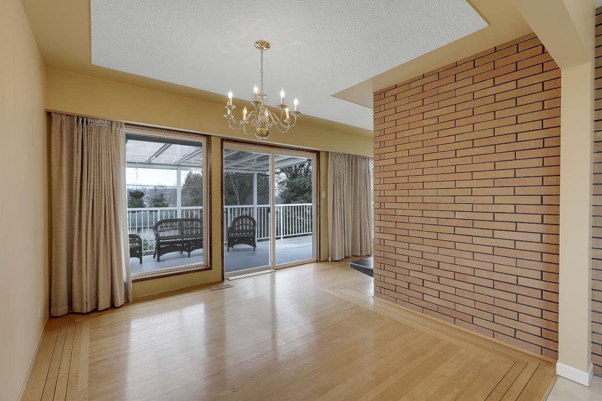 Primary Bathroom Photo of 13753 114 Avenue, Surrey, BC