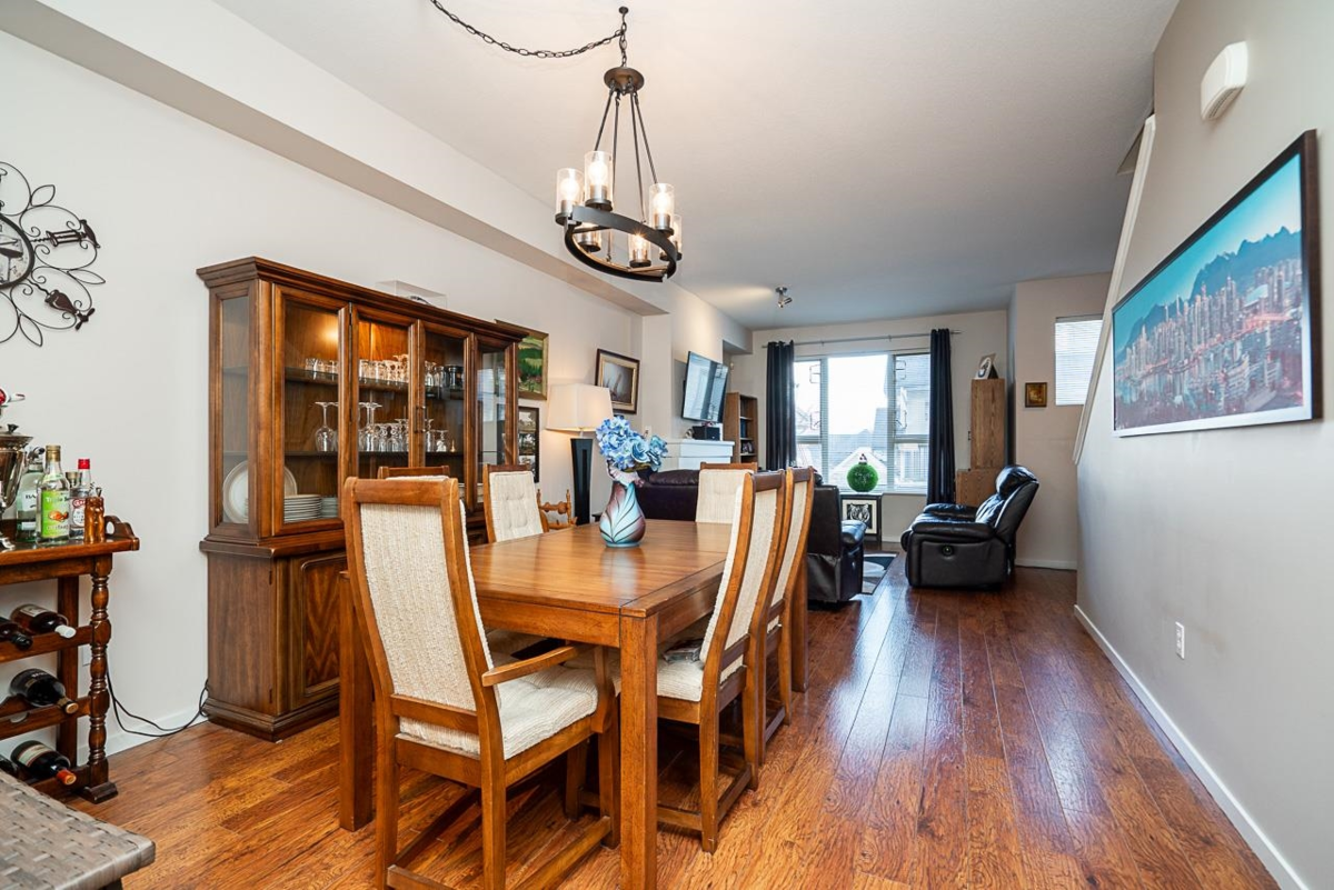 Kitchen Photo of 57 1370 Purcell Drive, Coquitlam, BC